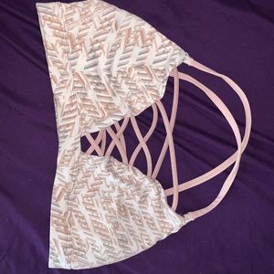 VS sports bra